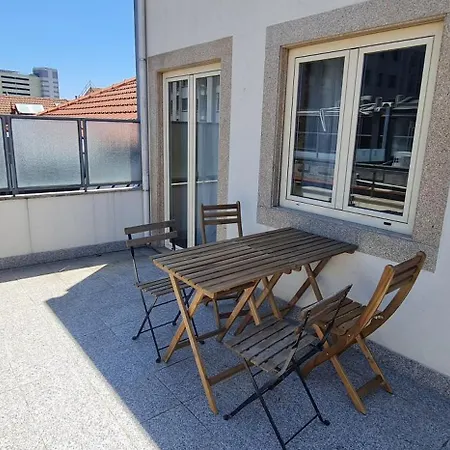 Tomas Flat Front Porto