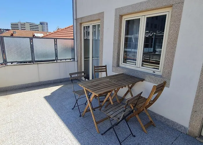 Tomas Flat Front Porto