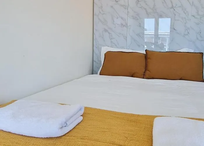 Tomas Flat Front Apartman