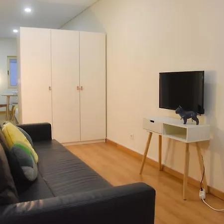 Tomas Flat Front Apartament